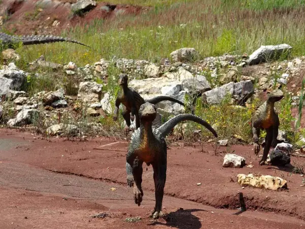 Mezozoik - co naprawdę działo się w erze dinozaurów?
